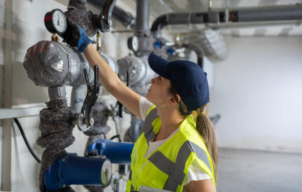 Best Emergency Plumber  in Quinebaug, CT